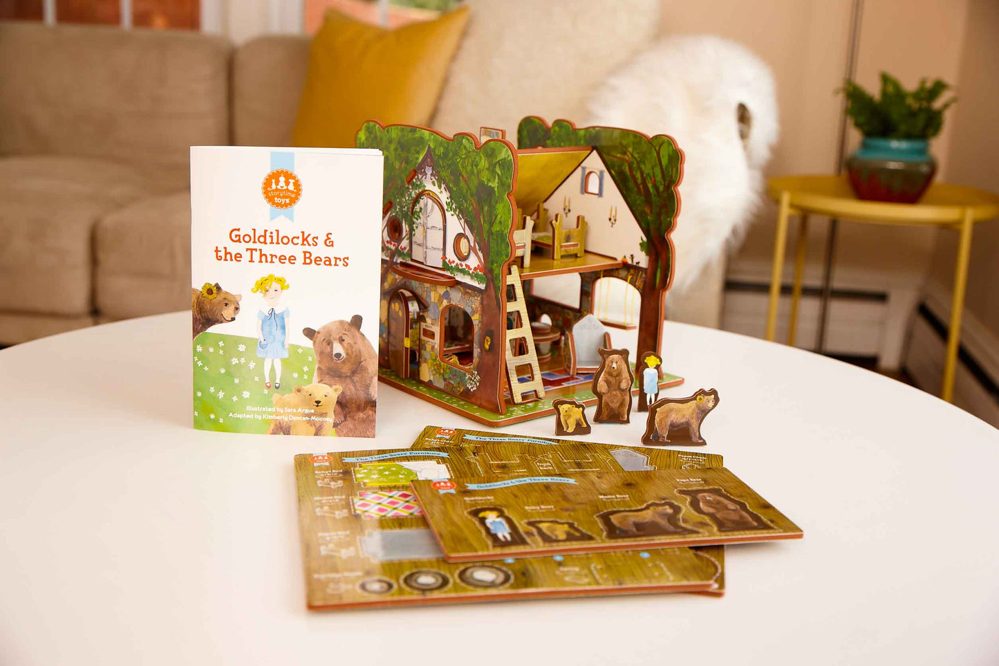 Storytime Toys Goldilocks and the Three Bears Book and Play Set