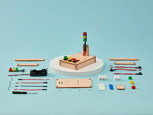 Traffic Light DIY Kit - Educational STEM Toy, Craft Kit